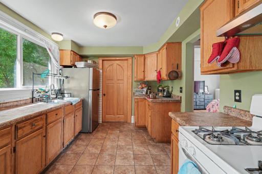 2nd floor kitchen
