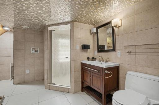 3rd floor bathroom