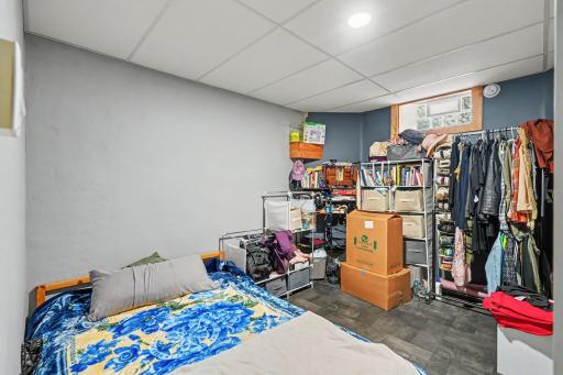 Lower level bonus room