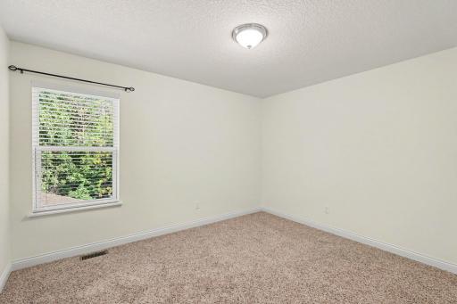 16410 61st Avenue N, Plymouth, MN 55446
