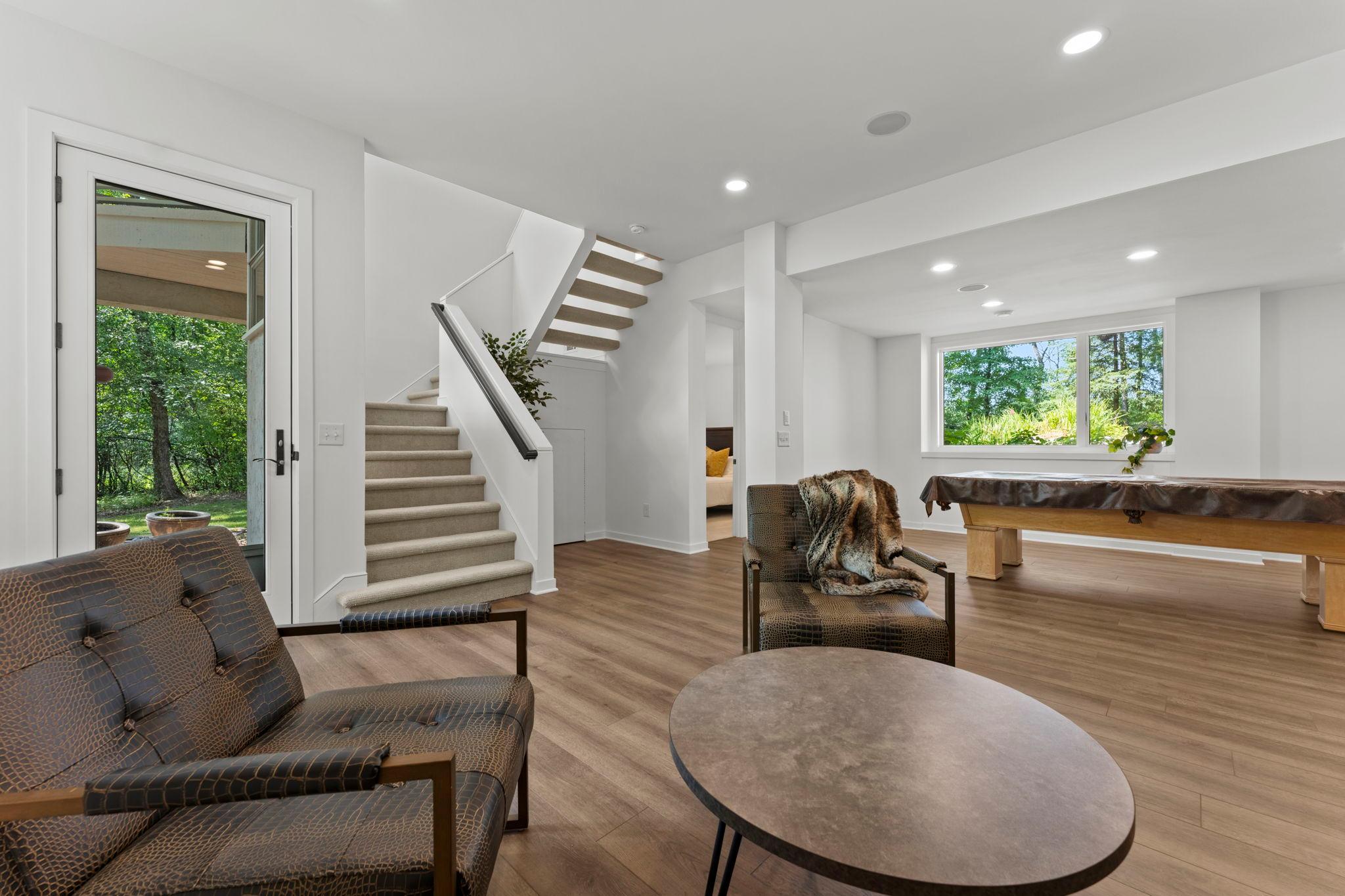 65-web-or-mls-11945 Isleton Ave N-132.jpg