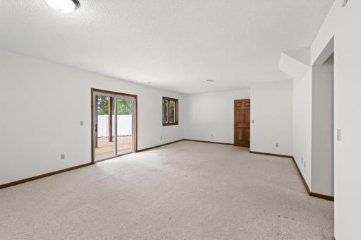 1528 Briarknoll Drive, New Brighton, MN 55112