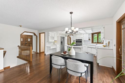 1528 Briarknoll Drive, New Brighton, MN 55112