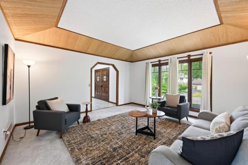 1528 Briarknoll Drive, New Brighton, MN 55112