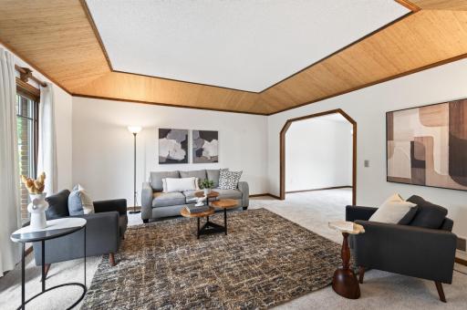 1528 Briarknoll Drive, New Brighton, MN 55112