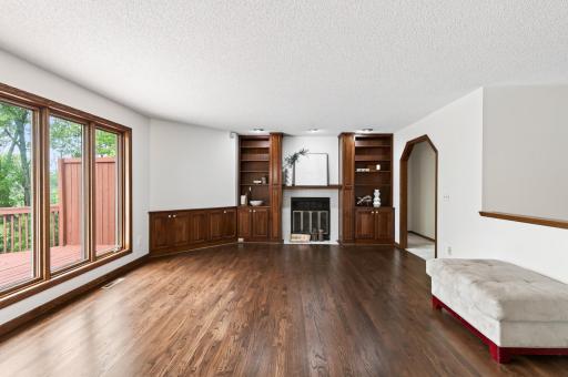 1528 Briarknoll Drive, New Brighton, MN 55112