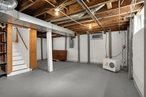 The unfinished lower level provides lots of additional storage space