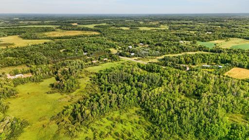 000 Beroun Crossing Rd, Brook Park, MN 55007