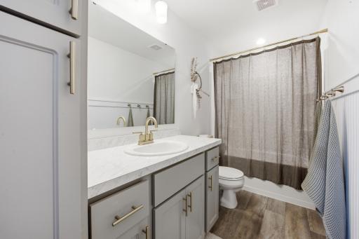 6684 Toronto Drive S, Fargo, ND 58104