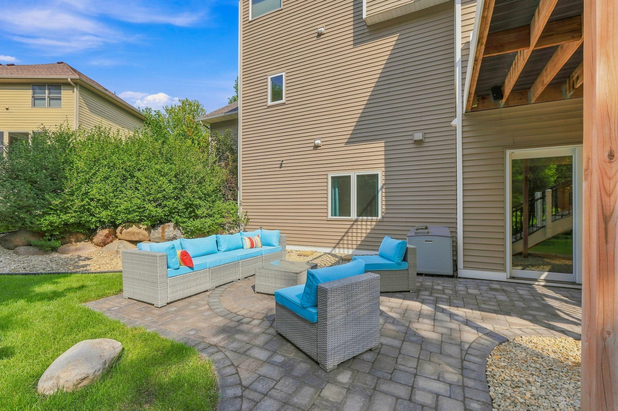With an outdoor patio area, you will be relaxing and enjoying the beautiful Minnesota nights!