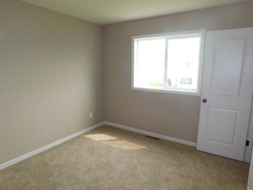 6869 101st Street S, Cottage Grove, MN 55016