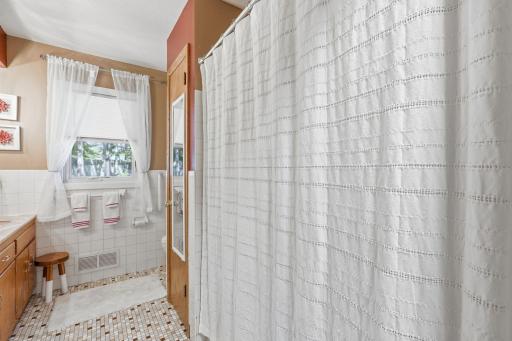2 linen closets