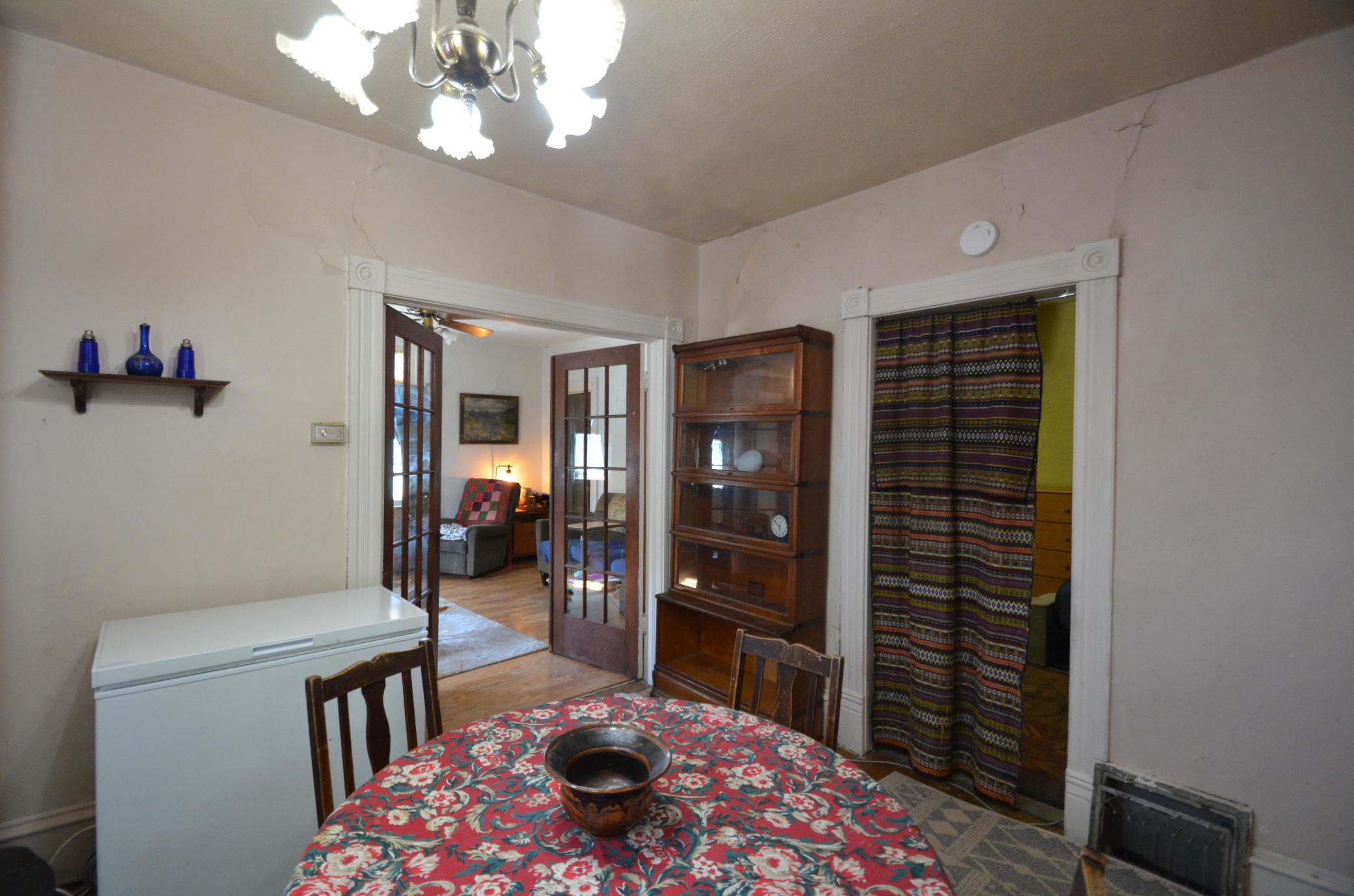 Dining to Living Room.JPG