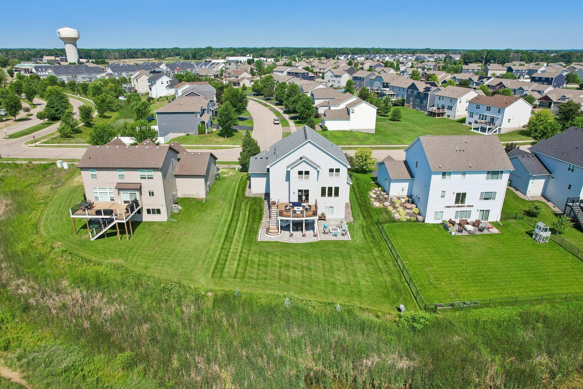 52-web-or-mls-Lever St-S1907-069.jpg