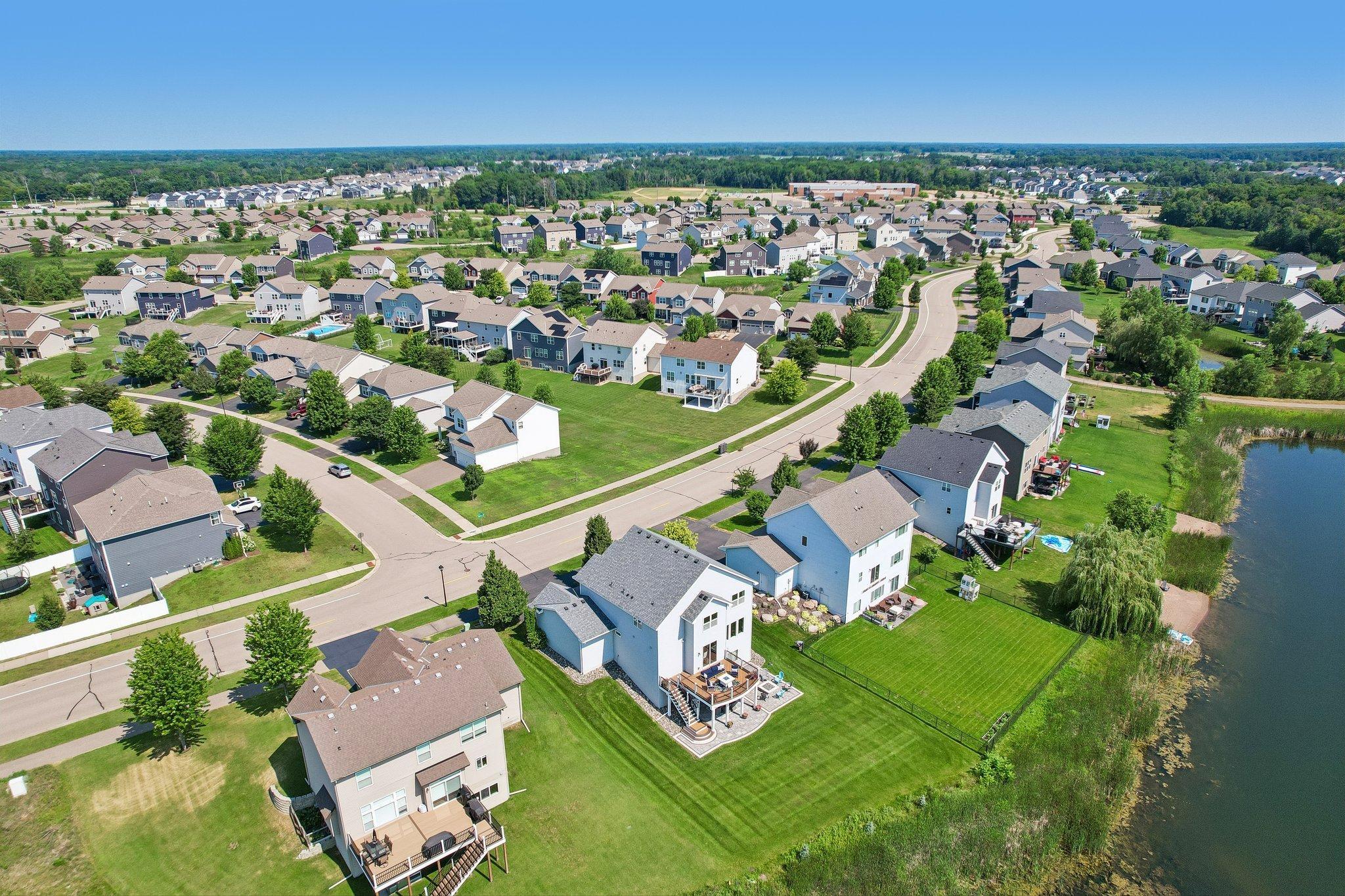 51-web-or-mls-Lever St-S1907-068.jpg