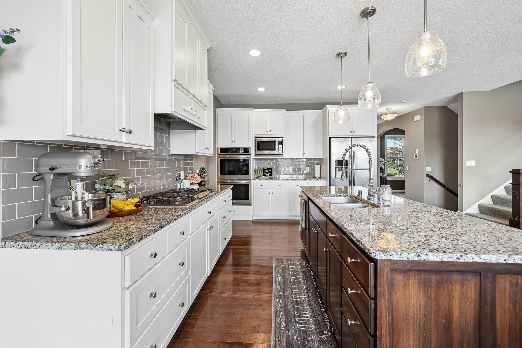 9-web-or-mls-Lever St-S1907-015.jpg