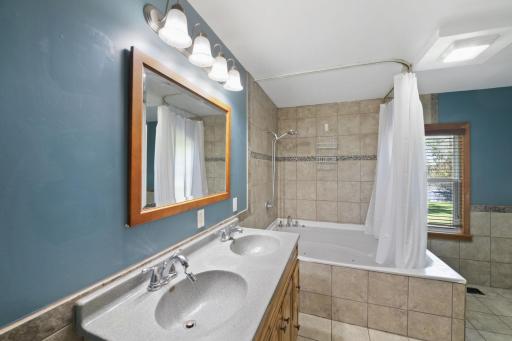 325 Prentice Street S, Clayton, WI 54004