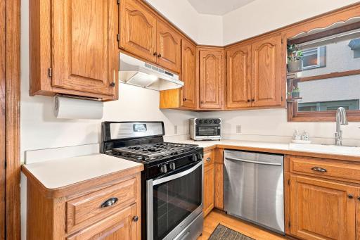 Gas stove