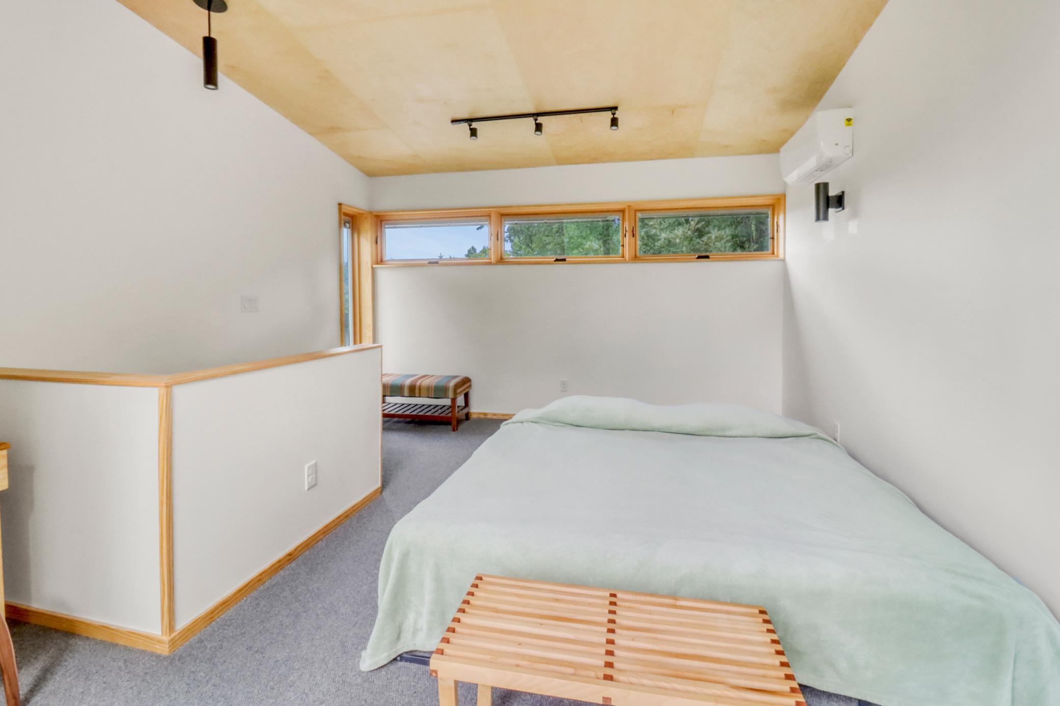 Loft1_0.JPG
