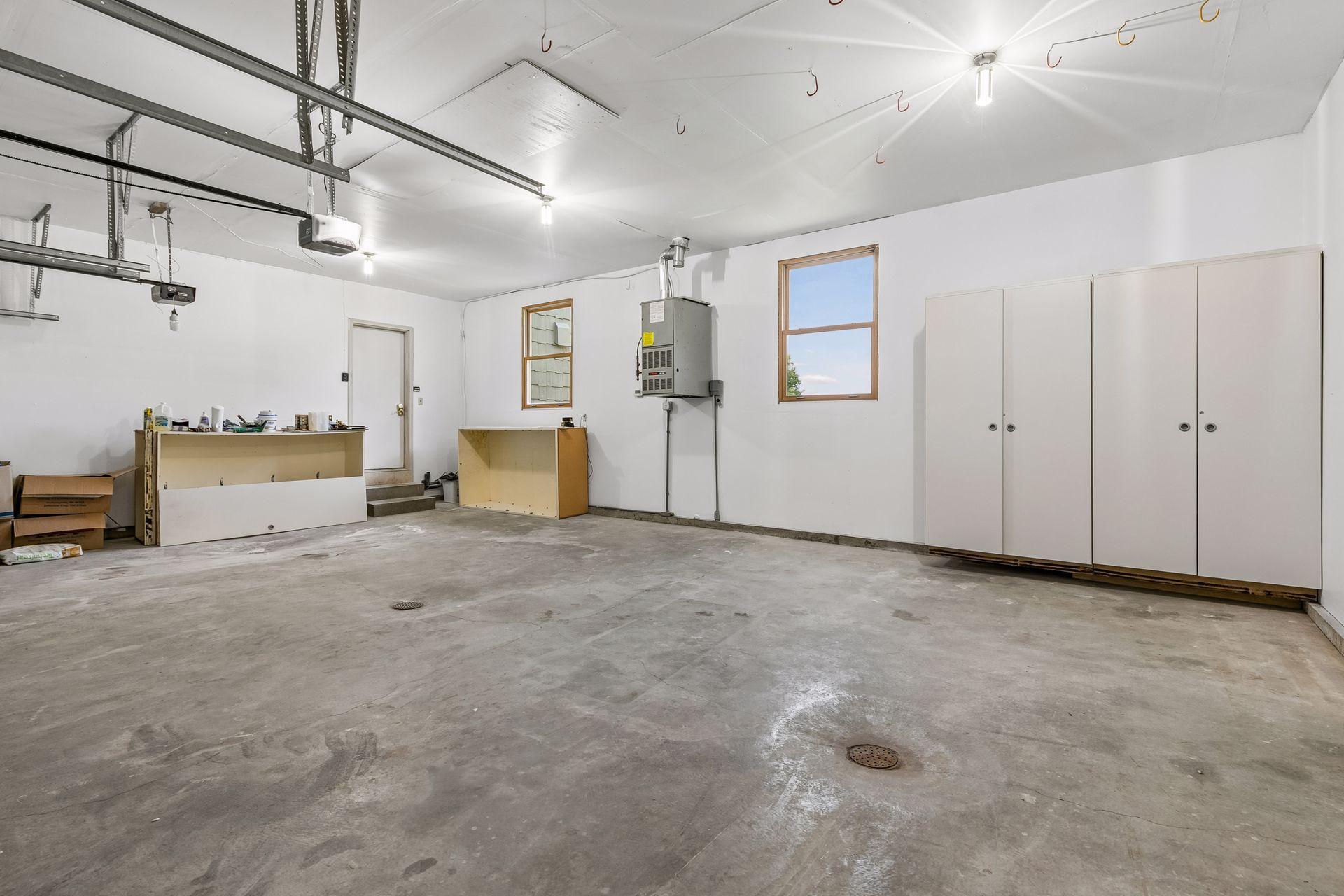 Another look at the heated and insulated 3-car garage—plenty of room for vehicles, equipment, projects and more.