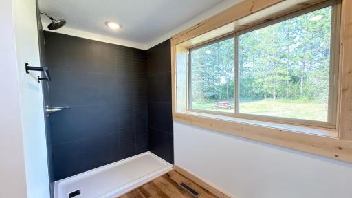 Primary En Suite