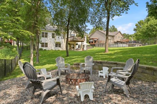 Fall is approaching! That's firepit season. If you buy this place soon, you will be able to enjoy this so soon!