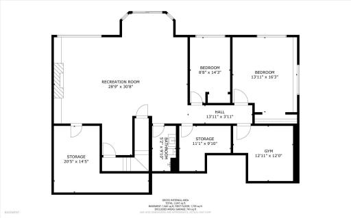 Wasn't that main level just amazing? The walkout lower level is too! Let's check out the layout before we head down.