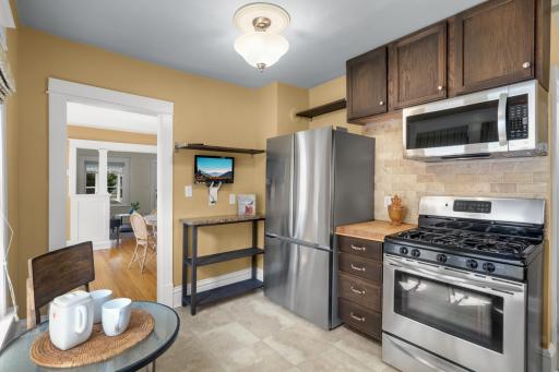 New stainless refrigerator and dishwasher