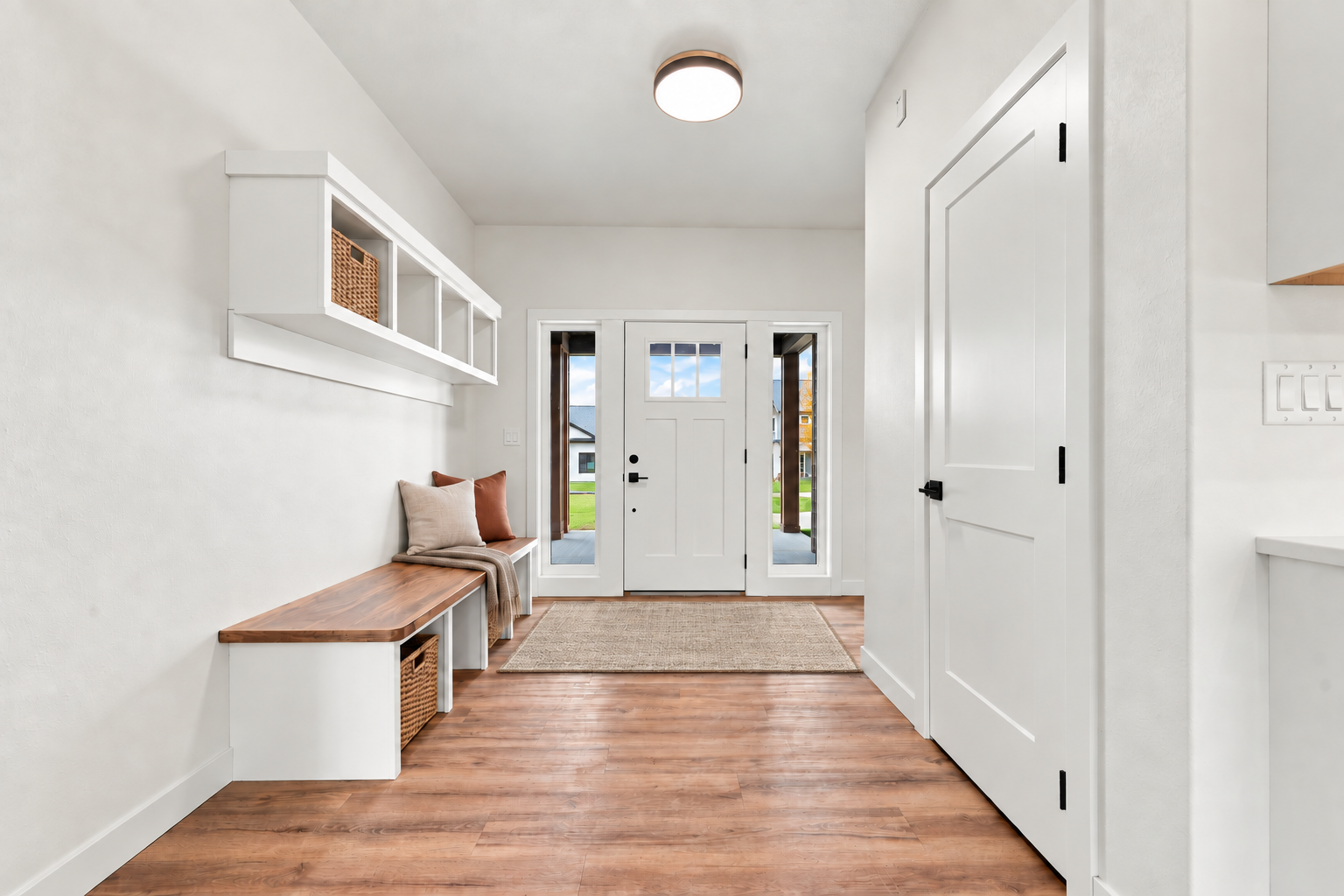 Entry *Virtually Staged