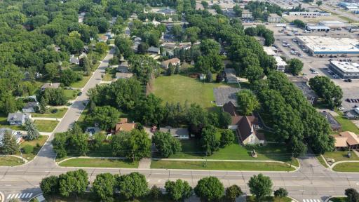 504 19th Avenue SW, Willmar, MN 56201