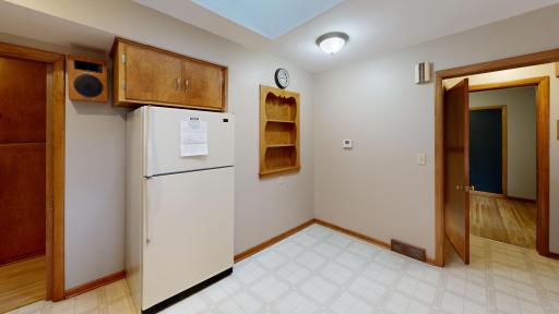 504 19th Avenue SW, Willmar, MN 56201