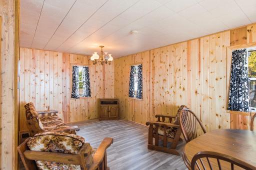 Second cabin living room.