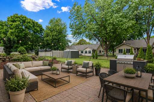 Virtually staged patio