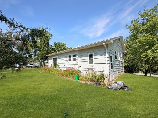 318 Clearwater Avenue NW, Bagley, MN 56621