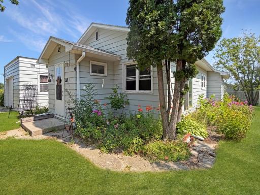 318 Clearwater Avenue NW, Bagley, MN 56621