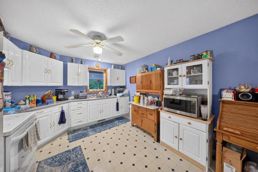 1407 S Garden Street, Lake City, MN 55041