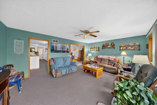 1407 S Garden Street, Lake City, MN 55041