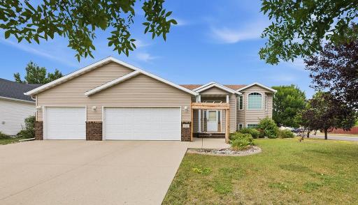 1502 Baywood Drive, West Fargo, ND 58078