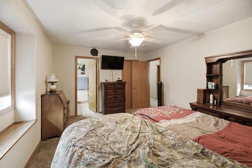 1502 Baywood Drive, West Fargo, ND 58078