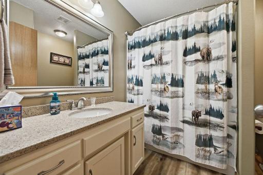 1502 Baywood Drive, West Fargo, ND 58078