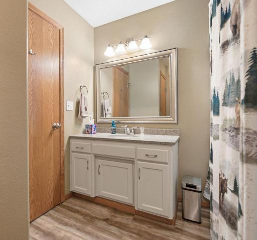 1502 Baywood Drive, West Fargo, ND 58078