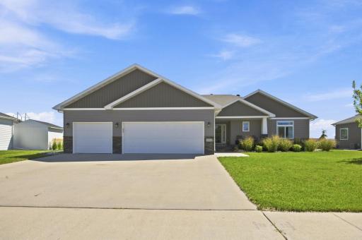 3534 54th Street S, Fargo, ND 58104