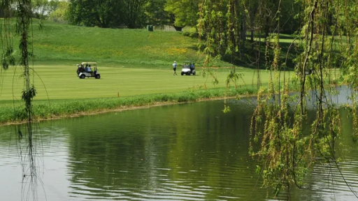 Golf Courses - North Star is located just minutes from some the best golf courses in the east metro.PNG