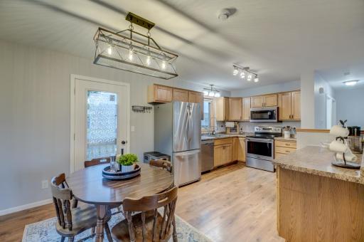 1410 Summit St-19.jpg