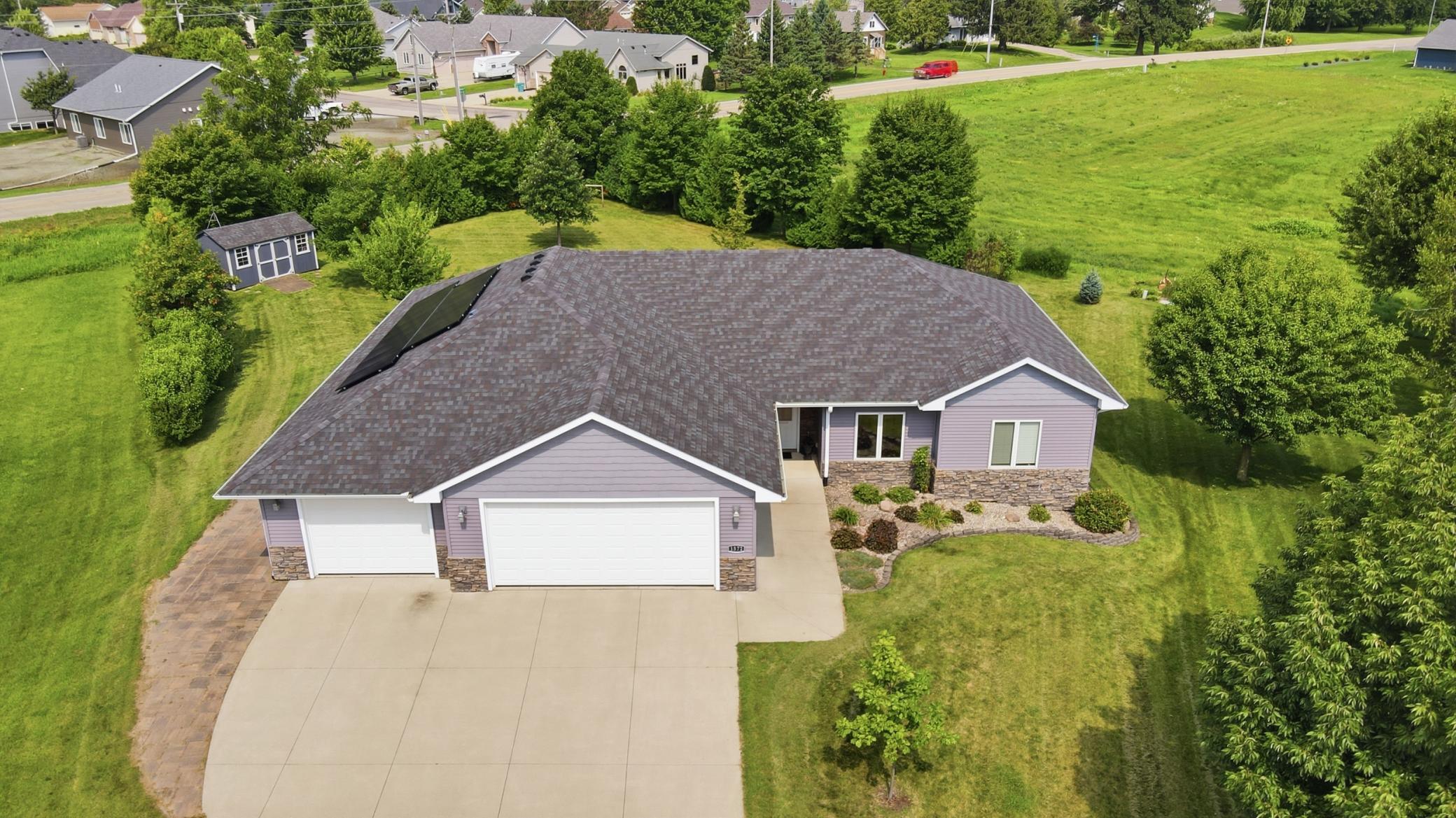 1572 Gray Fox Dr NE