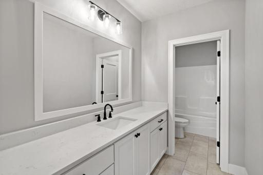 Pro_LL Bath.jpg