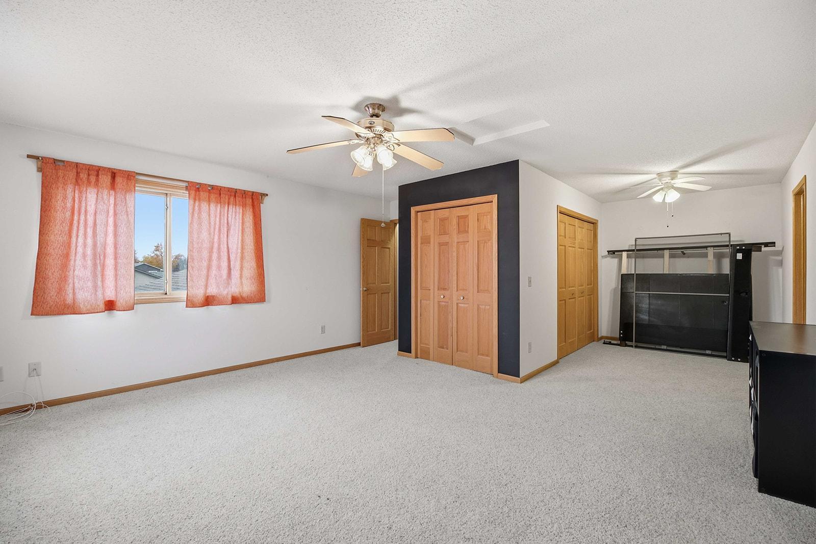 2nd level suite with bathroom