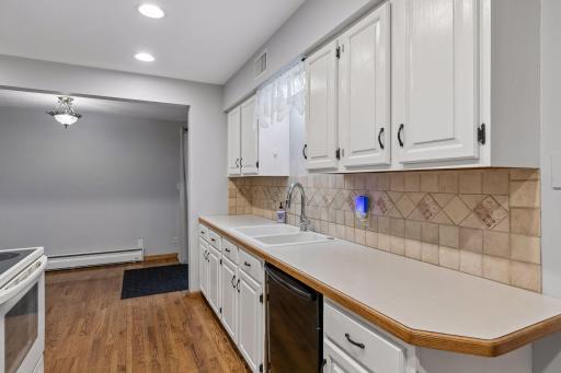 20635 Hughes Avenue W, Lakeville, MN 55044