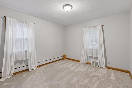 20635 Hughes Avenue W, Lakeville, MN 55044