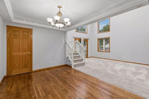 20635 Hughes Avenue W, Lakeville, MN 55044